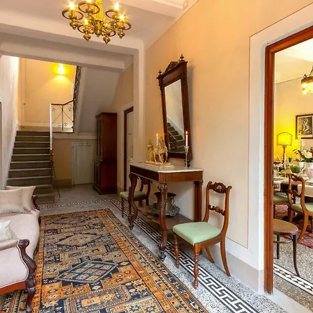 Contessa Villa