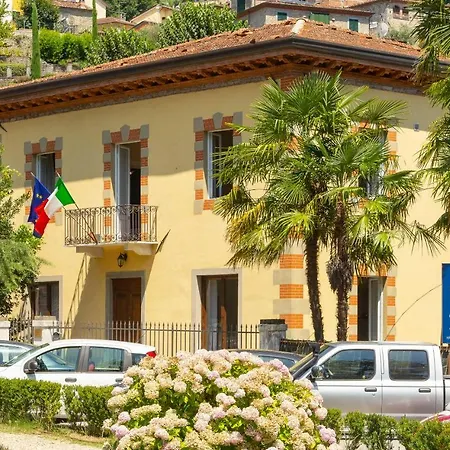 Villa Contessa *